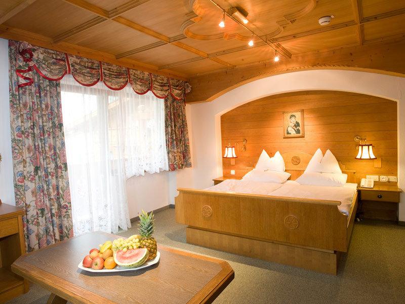 Hotel Landgut Zapfenhof Zellbergeben ภายนอก รูปภาพ