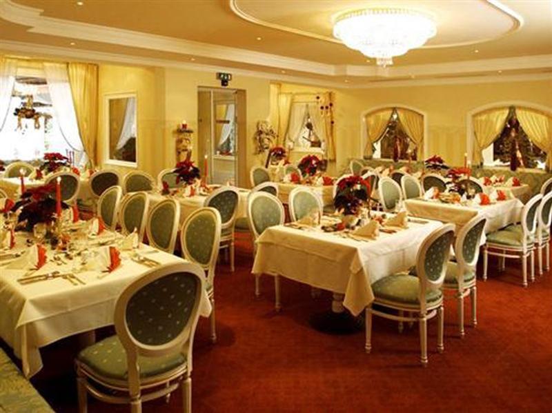 Hotel Landgut Zapfenhof Zellbergeben ภายนอก รูปภาพ