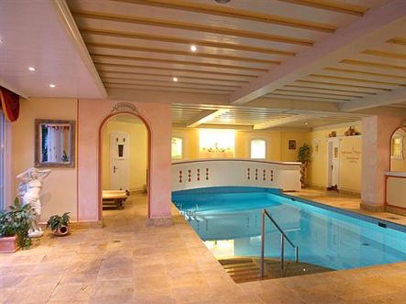 Hotel Landgut Zapfenhof Zellbergeben ภายนอก รูปภาพ